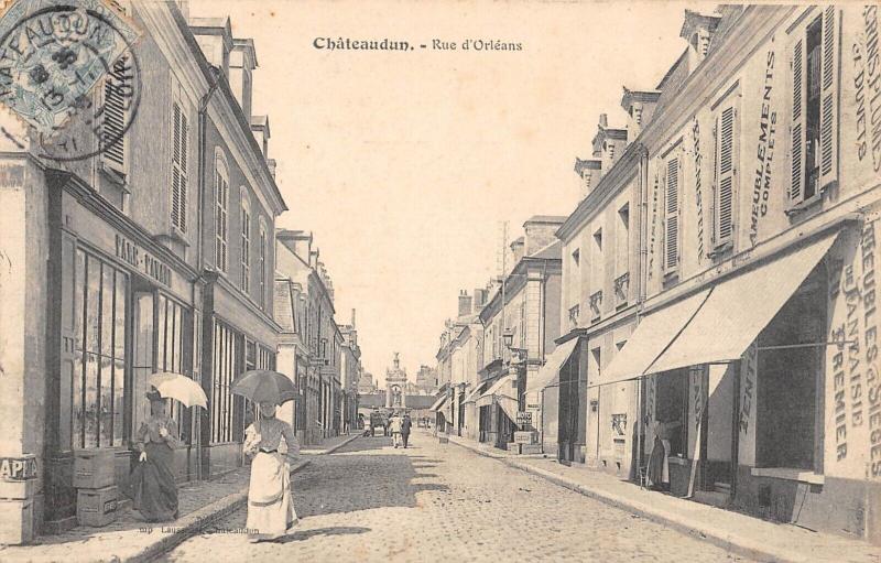 Carte postale ancienne Chateaudun - Rue D'Orleans à Châteaudun