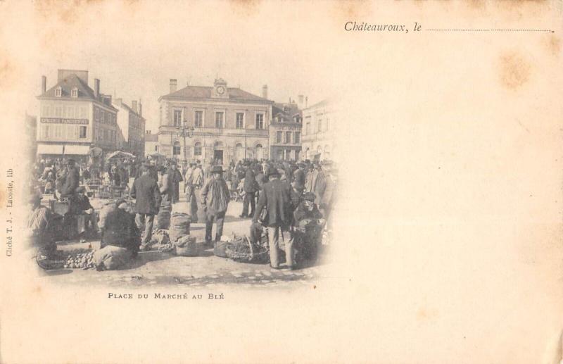 Carte postale ancienne Chateauroux - Place Du Marche Au Ble à Châteauroux
