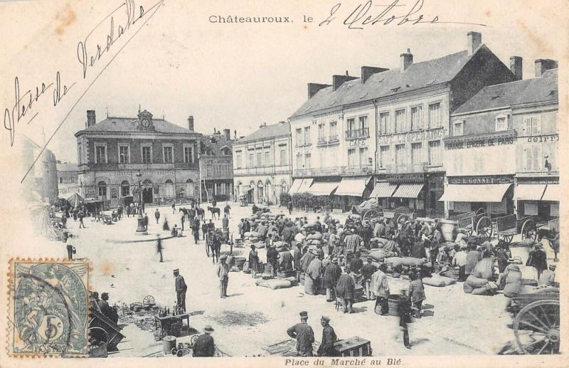 Carte postale ancienne Chateauroux - Place Du Marche Au Ble à Châteauroux