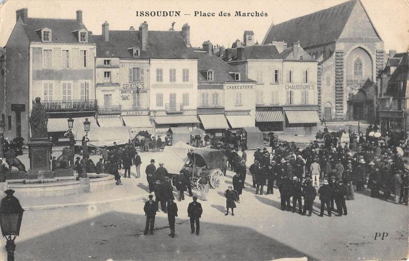 Carte postale ancienne Issoudun - Place Des Marches à Issoudun
