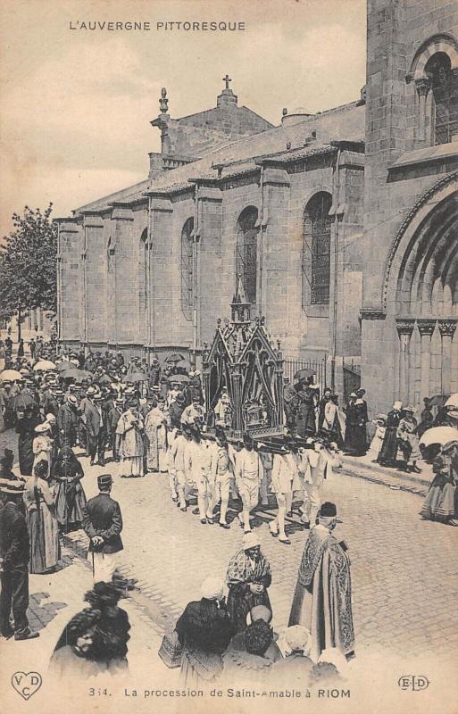 Carte postale ancienne La Procession De Saint Amable A Riom