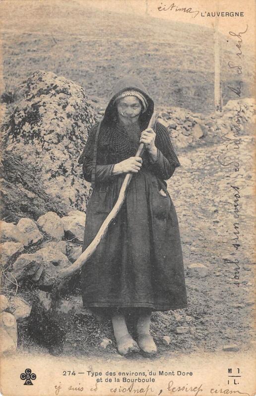Carte postale ancienne Type Des Environs Du Mont Dore Et De La Bourboule à La Bourboule