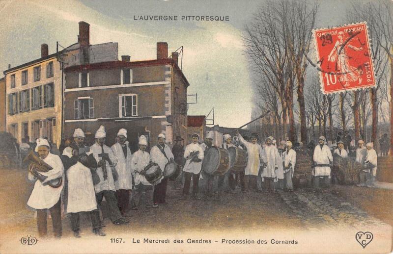 Carte postale ancienne Auvergne - Le Mercredi Des Cendres - Procession Des Cornards