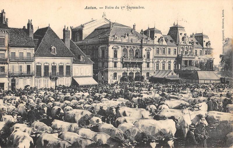 Carte postale ancienne Autun - Foire Du 1ER Septembre à Autun