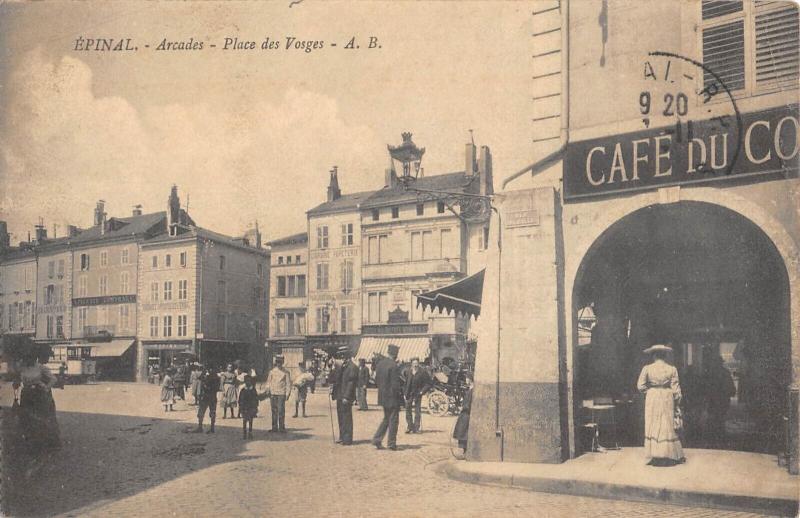 Carte postale ancienne Epinal - Arcades - Place Des Vosges à Épinal