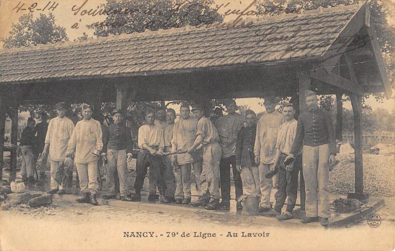 Carte postale ancienne Nancy - 79e De Ligne - Au Lavoir à Nancy