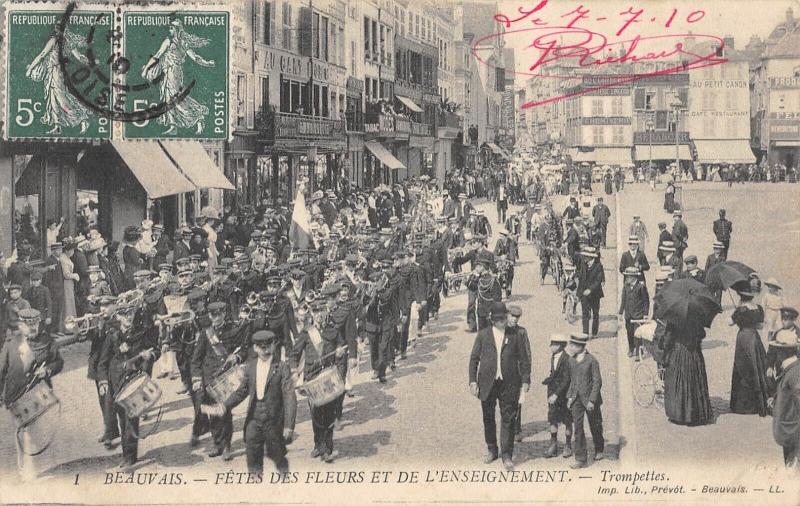 Carte postale ancienne Beauvais - Fetes Des Fleurs Et De L'Enseignement - Trompettes à Beauvais
