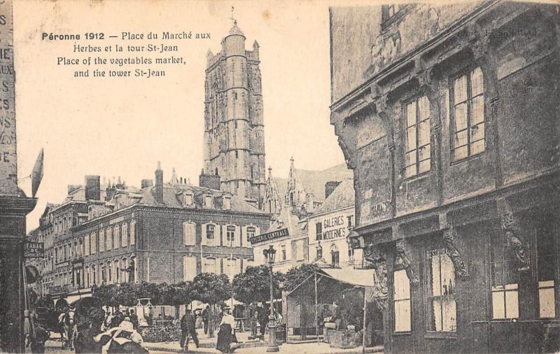 Carte postale ancienne Peronne 1912 - Place Du Marche Aux Herbes