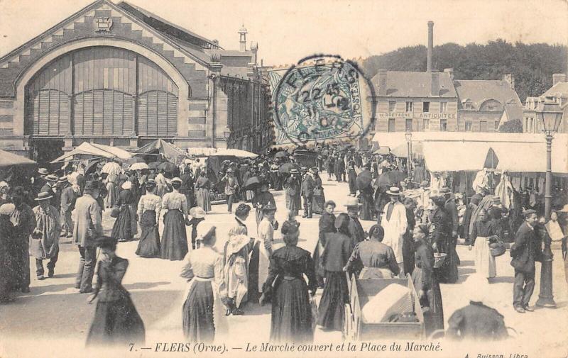 Carte postale ancienne Flers - Le Marche Couvert Et Place Du Marche à Flers