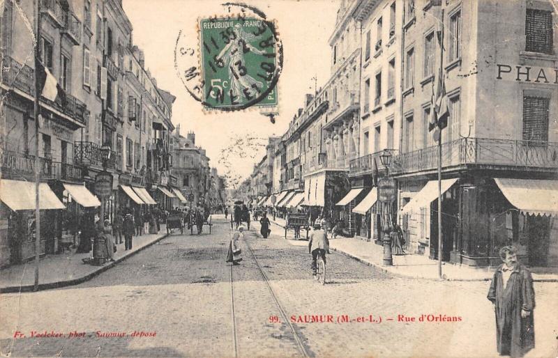 Carte postale ancienne Saumur - Rue D'Orleans à Saumur