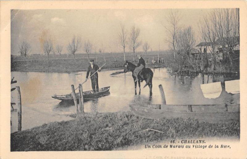 Carte postale ancienne Challans - Un Coin Du Marais Au Village De La Rive à Challans