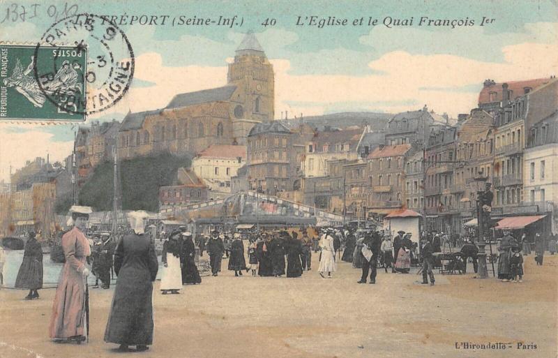 Carte postale ancienne Le Treport - L'Eglise Et Quai Francois 1ER au Tréport