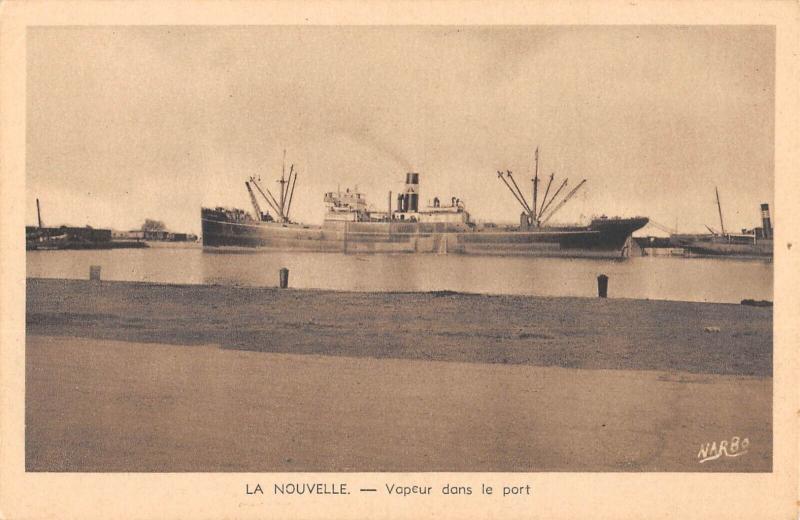 Carte postale ancienne Port La Nouvelle - Vapeur Dans Le Port à Port-la-Nouvelle