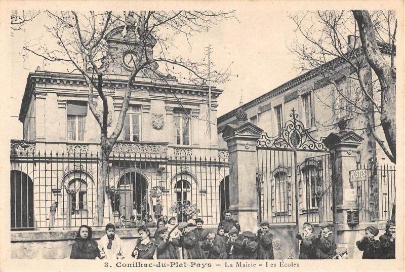 Carte postale ancienne Conilhac Du Plat Pays - La Mairie - Les Ecoles