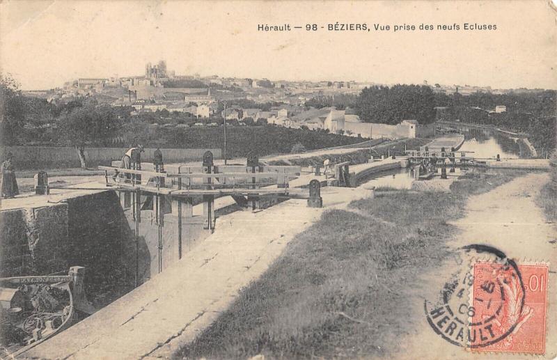 Carte postale ancienne Beziers - Vue Prise Des Neufs Ecluses à Béziers