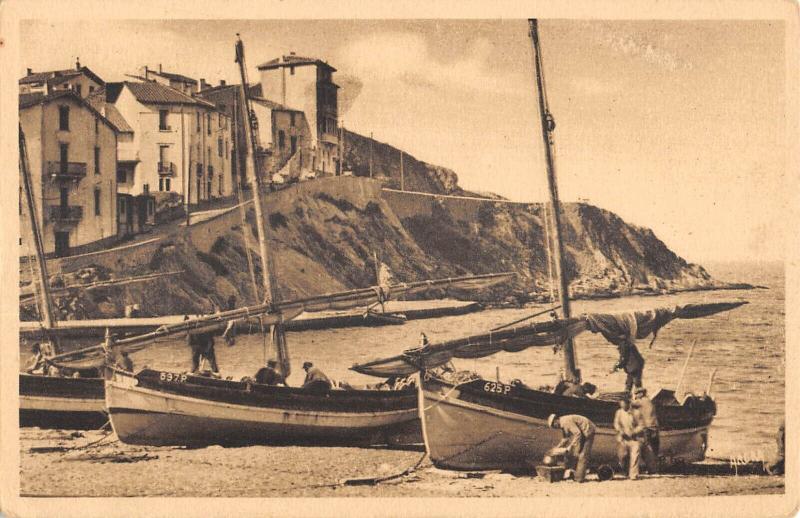 Carte postale ancienne Banyuls - Le Port