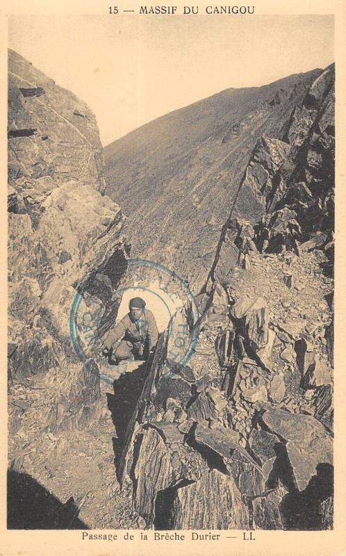Carte postale ancienne Massif Du Canigou - Passage De La Breche Durier à Passa