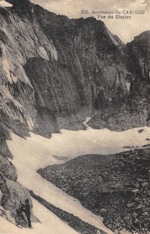 Carte postale ancienne Ascension Du Canigou - Vue Du Glacier