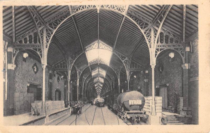 Carte postale ancienne Les Chais Byrrh A Thuir à Thuir