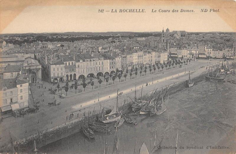 Carte postale ancienne La Rochelle - Le Cours Des Dames à La Rochelle