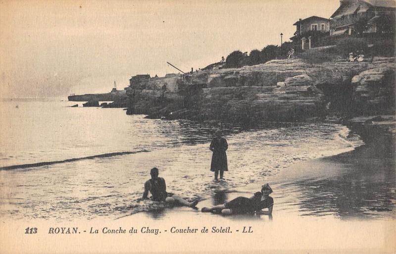 Carte postale ancienne Royan - La Conche Du Chay - Coucher De Soleil à Royan