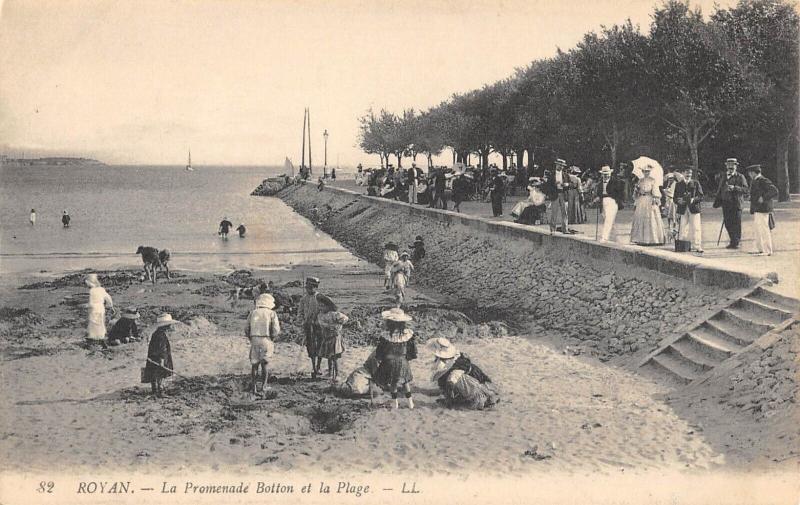 Carte postale ancienne Royan - La Promenade Botton Et La Plage à Royan