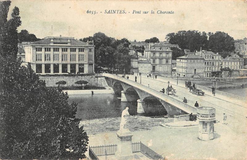 Carte postale ancienne Saintes - Pont Sur La Charente à Saintes