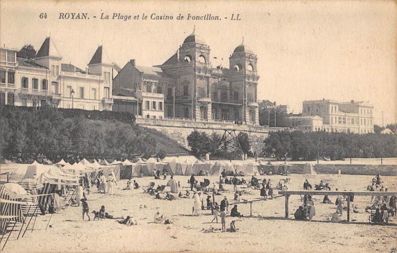 Carte postale ancienne Royan - La Plage Et Le Casino De Foncillon à Royan