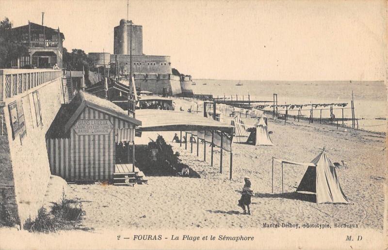 Carte postale ancienne Fouras - La Plage Et Le Semaphore à Fouras