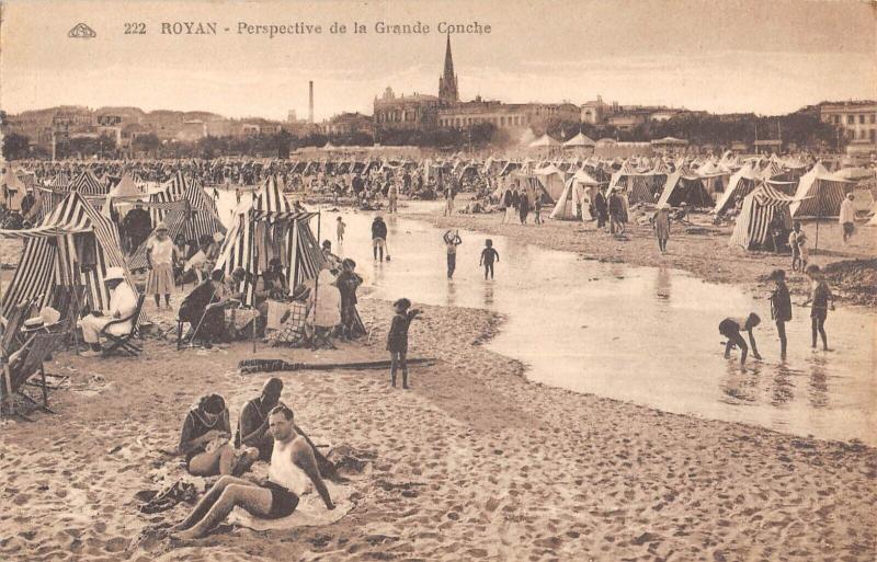 Carte postale ancienne Royan - Perspective De La Grande Conche à Royan