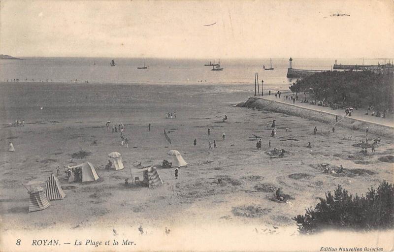 Carte postale ancienne Royan - La Plage Et La Mer à Royan