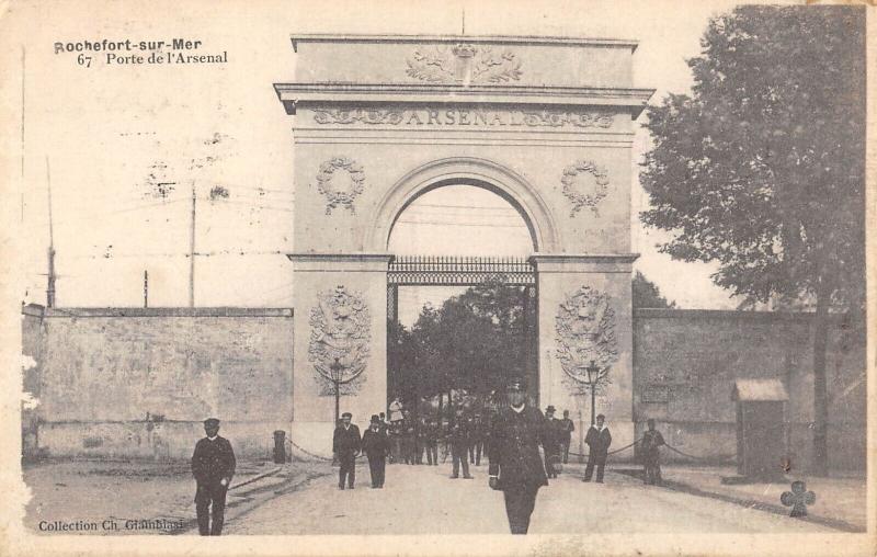 Carte postale ancienne Rochefort Sur Mer - Porte De L'Arsenal à Rochefort