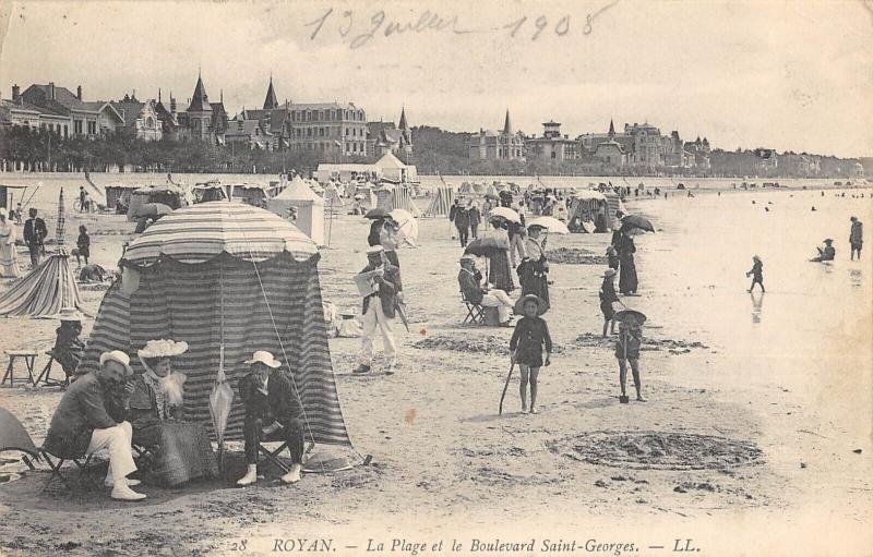 Carte postale ancienne Royan - La Plage Et Le Boulevard Saint Georges à Royan