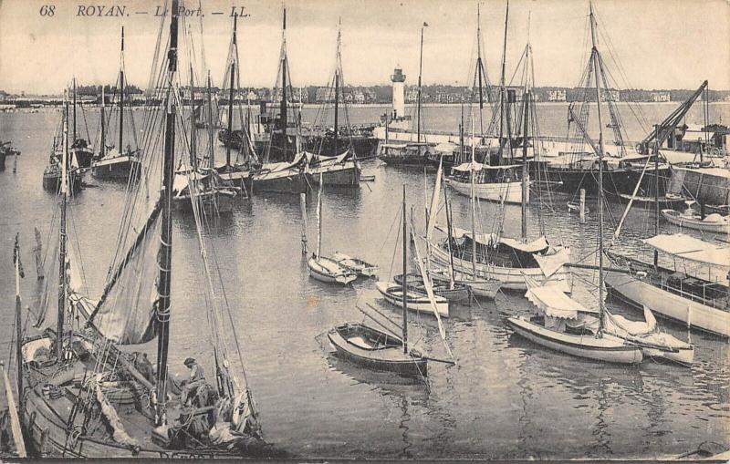 Carte postale ancienne Royan - Le Port à Royan