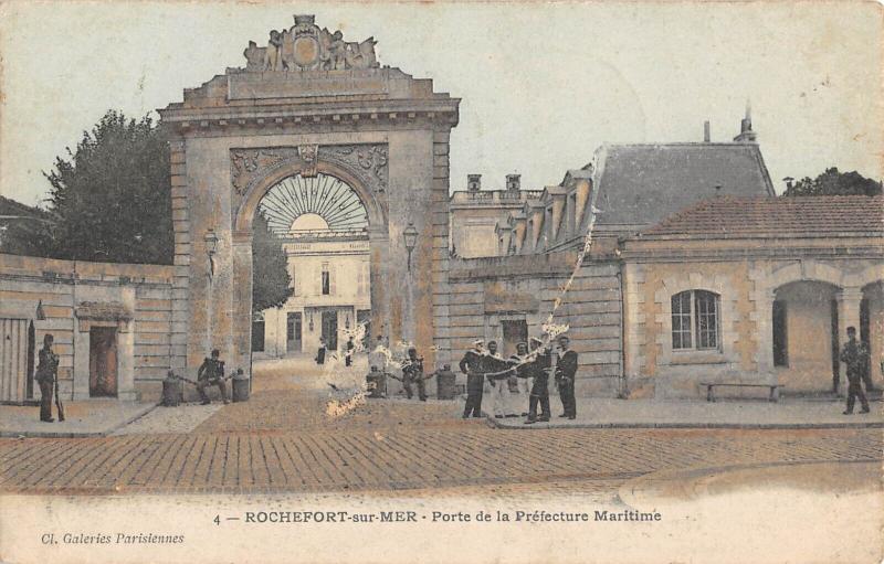 Carte postale ancienne Rochefort Sur Mer - Porte De La Prefecture Maritime à Rochefort
