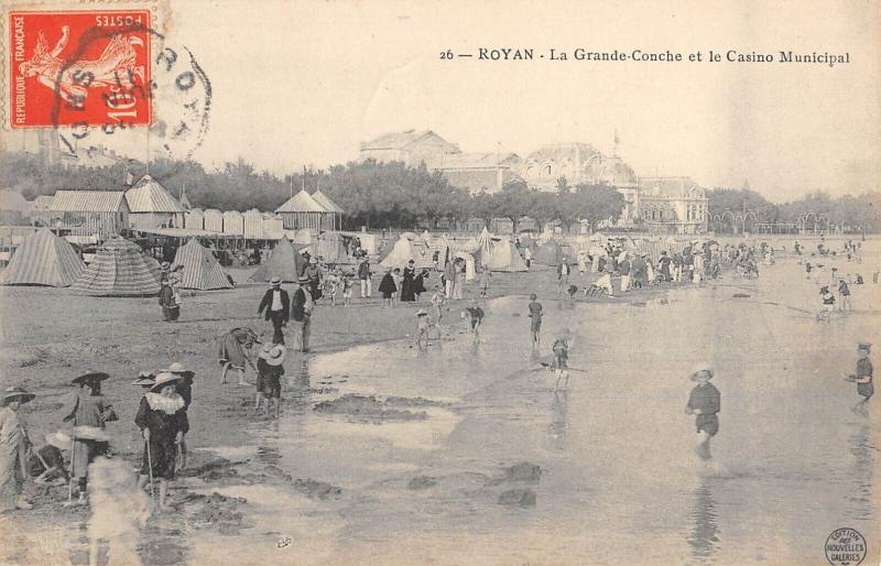 Carte postale ancienne Royan - La Grande Conche Et Casino Municipal à Royan