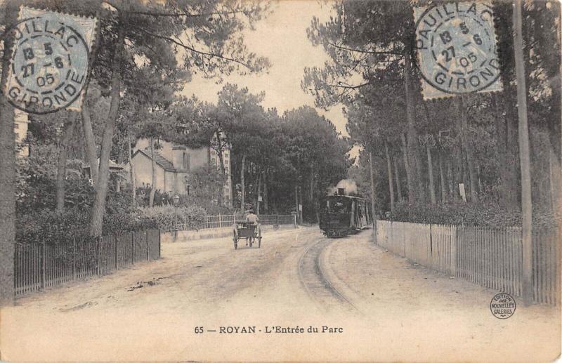 Carte postale ancienne Royan - L'Entree Du Parc - Train à Royan