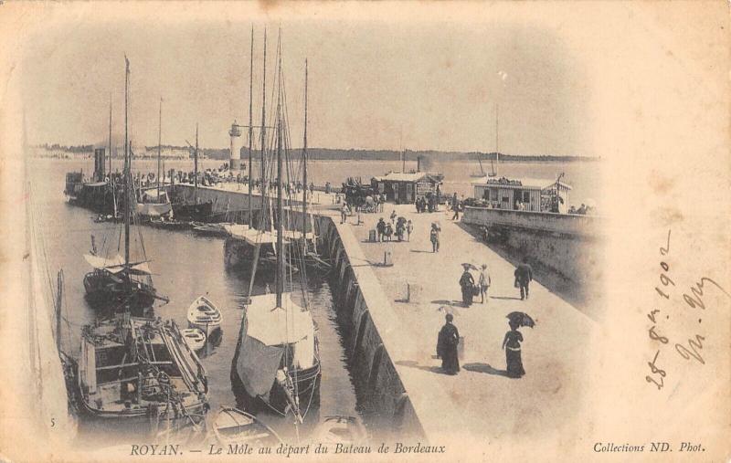 Carte postale ancienne Royan - Le Mole Au Depart Du Bateau De Bordeaux à Royan