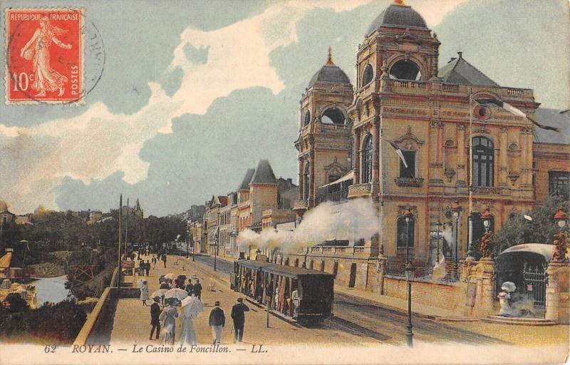 Carte postale ancienne Royan - Le Casino De Foncillon - Train à Royan