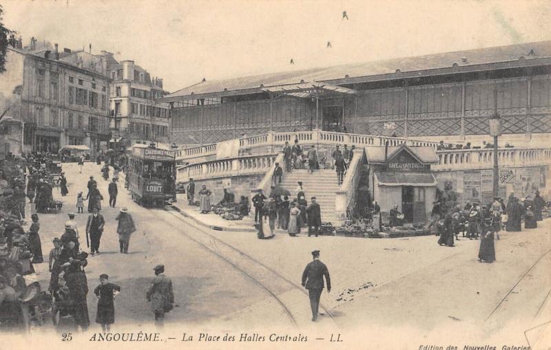 Carte postale ancienne Angouleme - La Place Des Halles Centrales à Angoulême