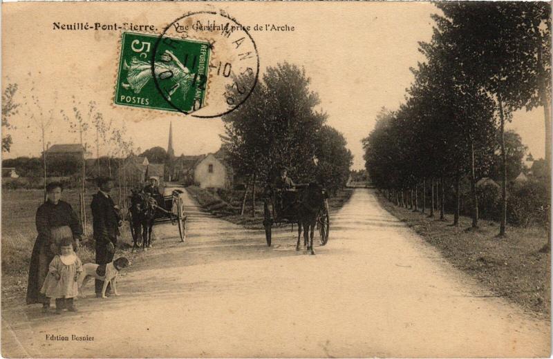 Carte postale ancienne Neuillee vue generale à Neuil