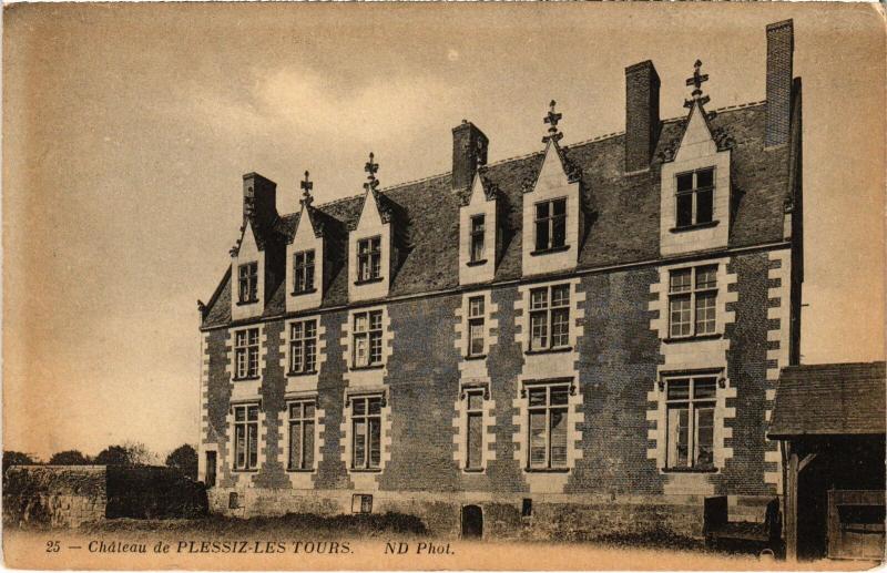 Carte postale ancienne Plessiz les Tours le Chateau à Tours