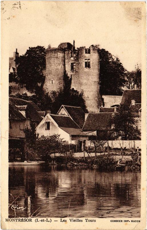 Carte postale ancienne Montresor les vieilles Tours à Tours