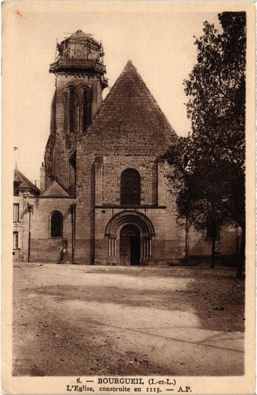 Carte postale ancienne Bourgueil Eglise à Bourgueil