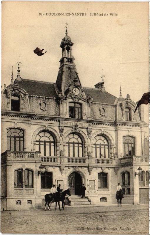 Carte postale ancienne Doulon Hotel de Ville