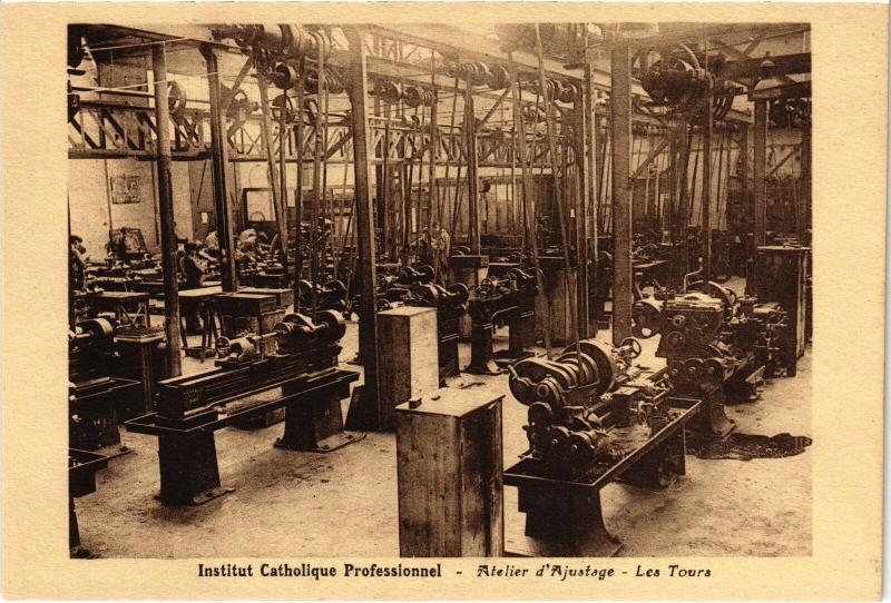 Carte postale ancienne Institut Catholique Professionnel Atelier d'Ajustage