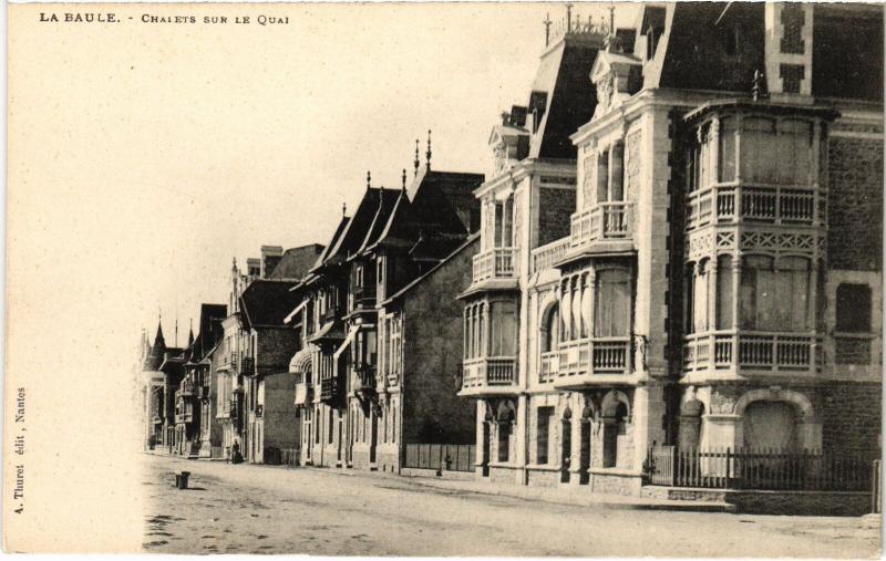 Carte postale ancienne La Baule Chalets sur le Quai