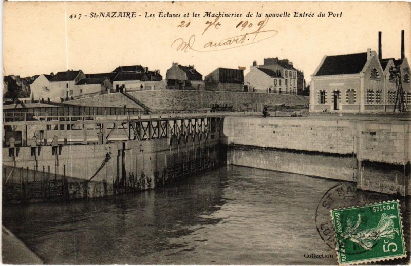 Carte postale ancienne St Nazaire les Ecluses et les Machineries