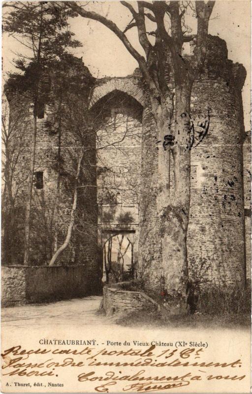 Carte postale ancienne Chateaubriant Porte du Chateau