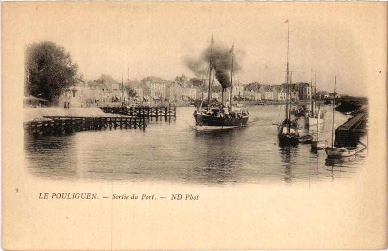 Carte postale ancienne Le Poliguen Sortie du Port